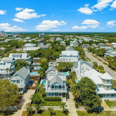 Private Heated Pool - 3 Min Walk to Beach - Golf Cart - Beach Chair Service