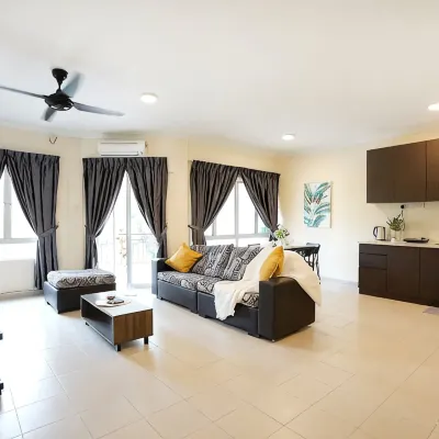 Desaru Tiara Seaview beach access [2R1B] E30305 by Joyfully Hotels near Tanjung Lompat