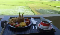 Villagio Hotel Hotels in Pameungpeuk