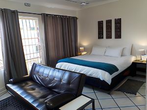 Protea Park Self Catering Guesthouse