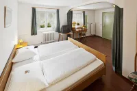Hotel Schiff am Schluchsee Hotel dekat Modellbahnzentrum