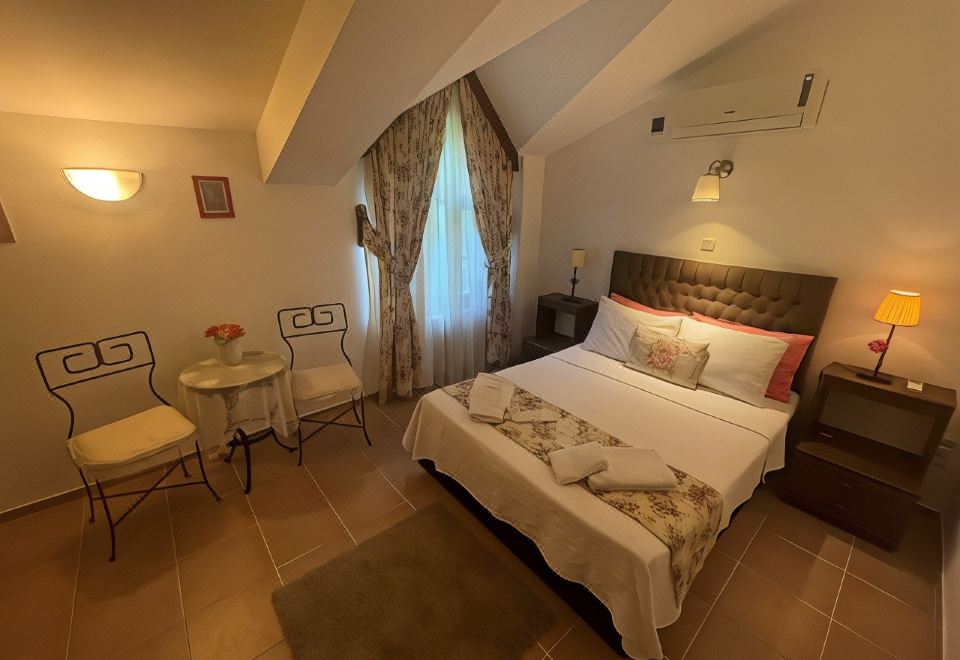 Larin Otel - Housity