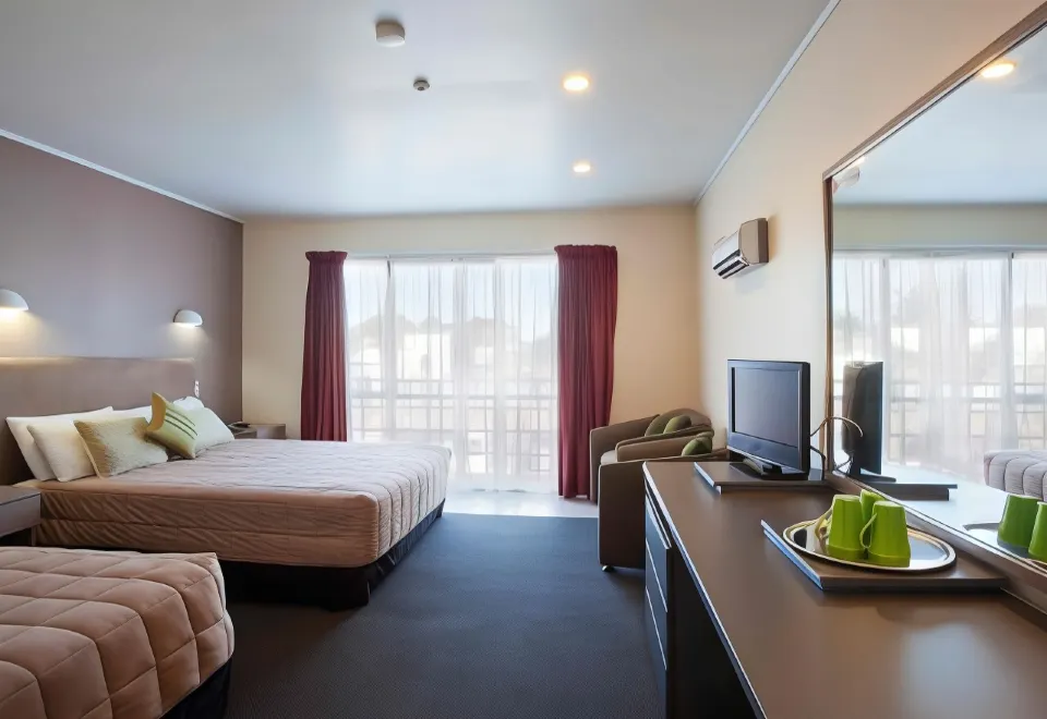 Ponsonby House - Housity