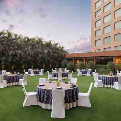 Courtyard by Marriott Mumbai International Airport Dining/Meeting Rooms