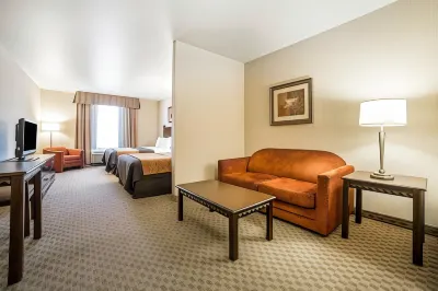 Comfort Inn & Suites Henderson - Las Vegas Hotels near Action Comics & Games