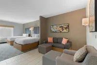 La Quinta Inn & Suites by Wyndham Coralville Iowa City Hotels in North Liberty