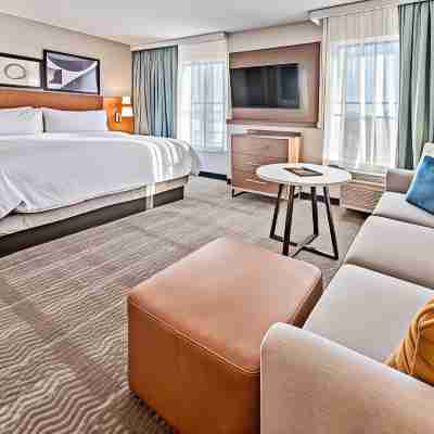 Staybridge Suites CEDAR RAPIDS NORTH by IHG Rooms