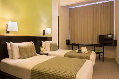 Htop BCN City #HtopEnjoy Hotels near Fabra i Puig