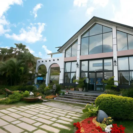 Fennel Resort