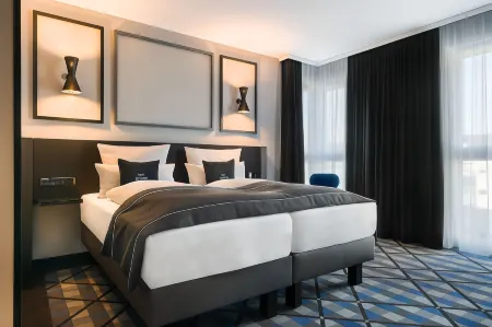 Holiday Inn - the niu, Square Mannheim