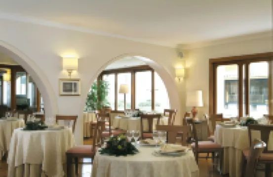 阿美麗肯酒店 波佐利酒店