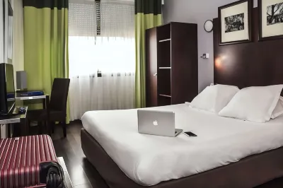 Hôtel du Centre Annemasse Hotels in der Nähe von Espace Martin Luther King