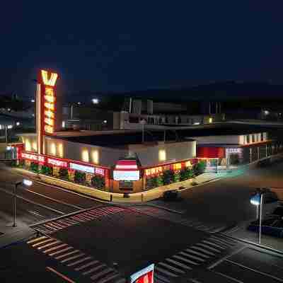 Winners Inn Casino Hotel Exterior