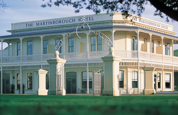 馬丁伯勒酒店
