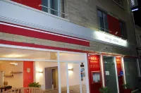 Inter-Hotel Caen le Savoy