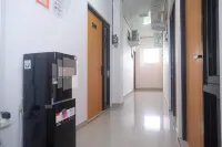 River House Mitra RedDoorz Hotels in Gunung Pati