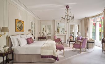 Hotel Plaza Athenee - Dorchester Collection