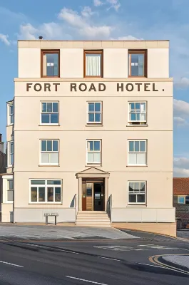 Fort Road Hotel