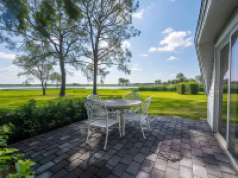 Sumner Lake Tiny House Hotels in Clermont