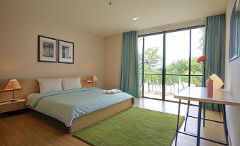 Palm Crescent Hua Hin