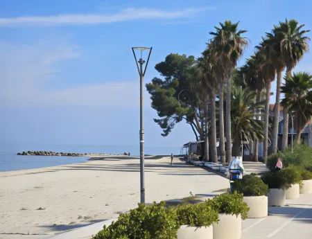 Stay at Beachfront Villa Lilia in Pefkohori, Halkidiki for a Dreamy Vacation