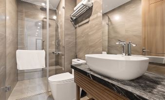 Hoang Thinh Apartment: Urban Serenity, Perfect for Relaxation in Da Nang