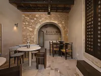 Aisha Hotel - Losmen