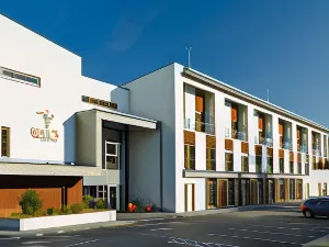 Barack Thermal Hotel and Spa