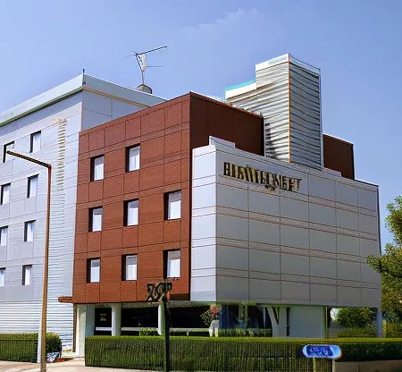 Imperhotel by Umbral
