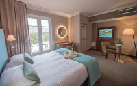 Hotel Lou Castelet Отели в г. Кастанье