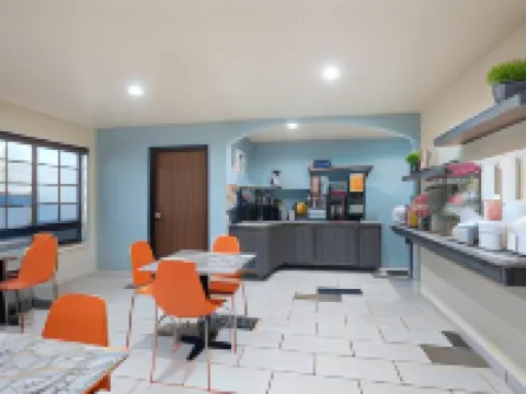Super 8 by Wyndham Claremore OK Hotels in Rogers County