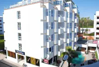 New Farah Hotel