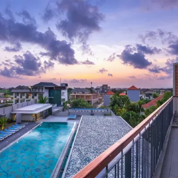 Eastin Ashta Resort Canggu Отели рядом с достопримечательностью «Пляж Эхо»