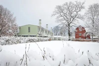 Villa Källhagen Hotell och Restaurang Djurgården Hotels near Hunkemöller