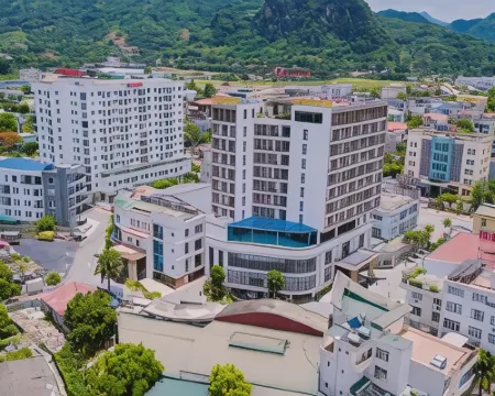 Sakura Hotel Hotels in Hoa Binh