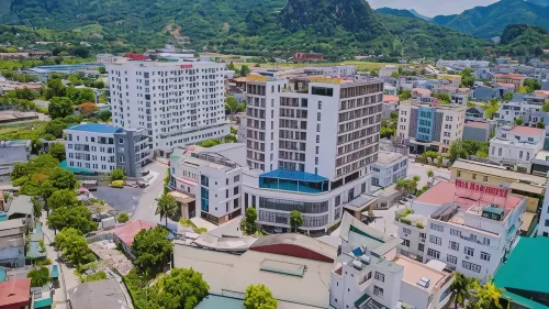Sakura Hotel Hotels in Hoa Binh