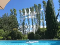 Le Clos Pastel Chambres d'hôtes et Son Studio Suite - Adultes Only - 수영장