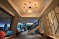 บี บูทีคโฮเทล - โรงแรมราคาถูก