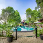 Bromelia Resort Hotel di Kabupaten Bogor