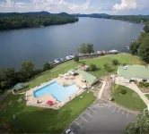 Lake Escape on Lake Tillery / Gated Community / High Speed Internet