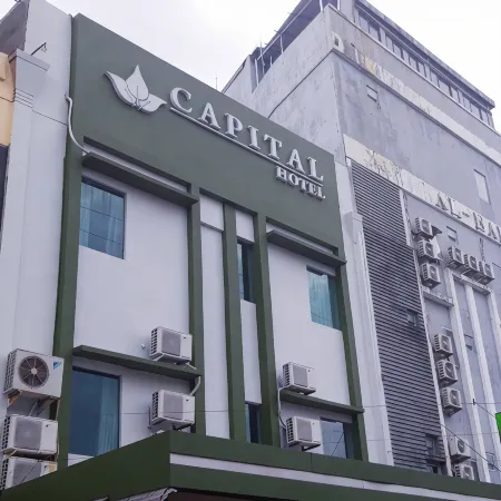 Capital Hotel Makassar Отели в г. Somba Opu