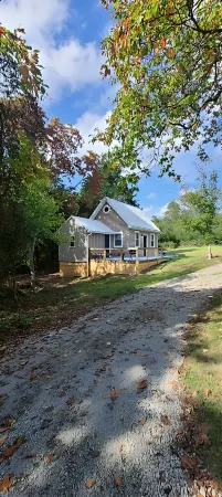 Unique Secluded Cabin with Loft on Classified Forest