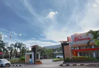Nirwana Hotel Hotel dekat OLEH OLEH KHAS PEKALONGAN