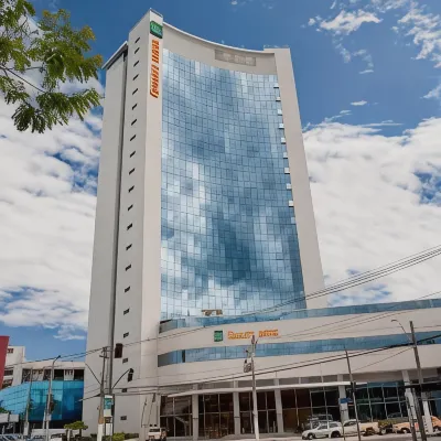 Quality Hotel Vitória Hotels near Shopping Proeng Hall