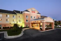 Fairfield Inn & Suites by Marriott  Albany Hotels in Wytheville