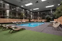 Cactus Cove Inn and Suites - Kolam Renang