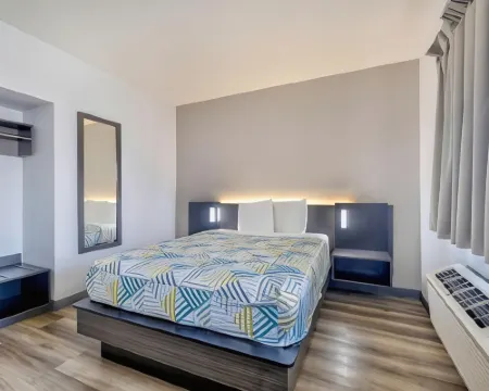 Motel 6 Villa Park, IL - Chicago West Hotels in DuPage County