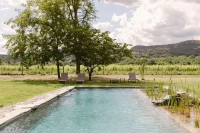 Château La Bruguiere Hôtels à : Sauve