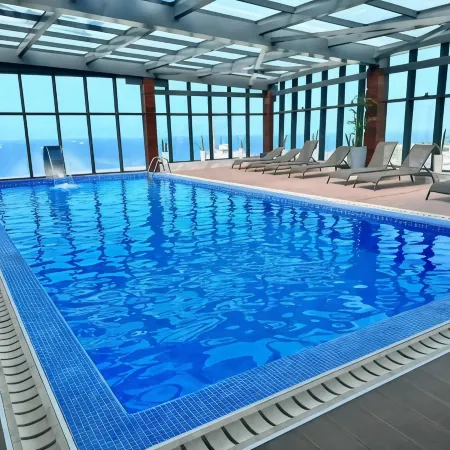 2H Hotel