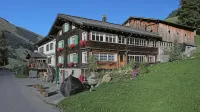 Gasthaus Bellawiese Hotels in Furna